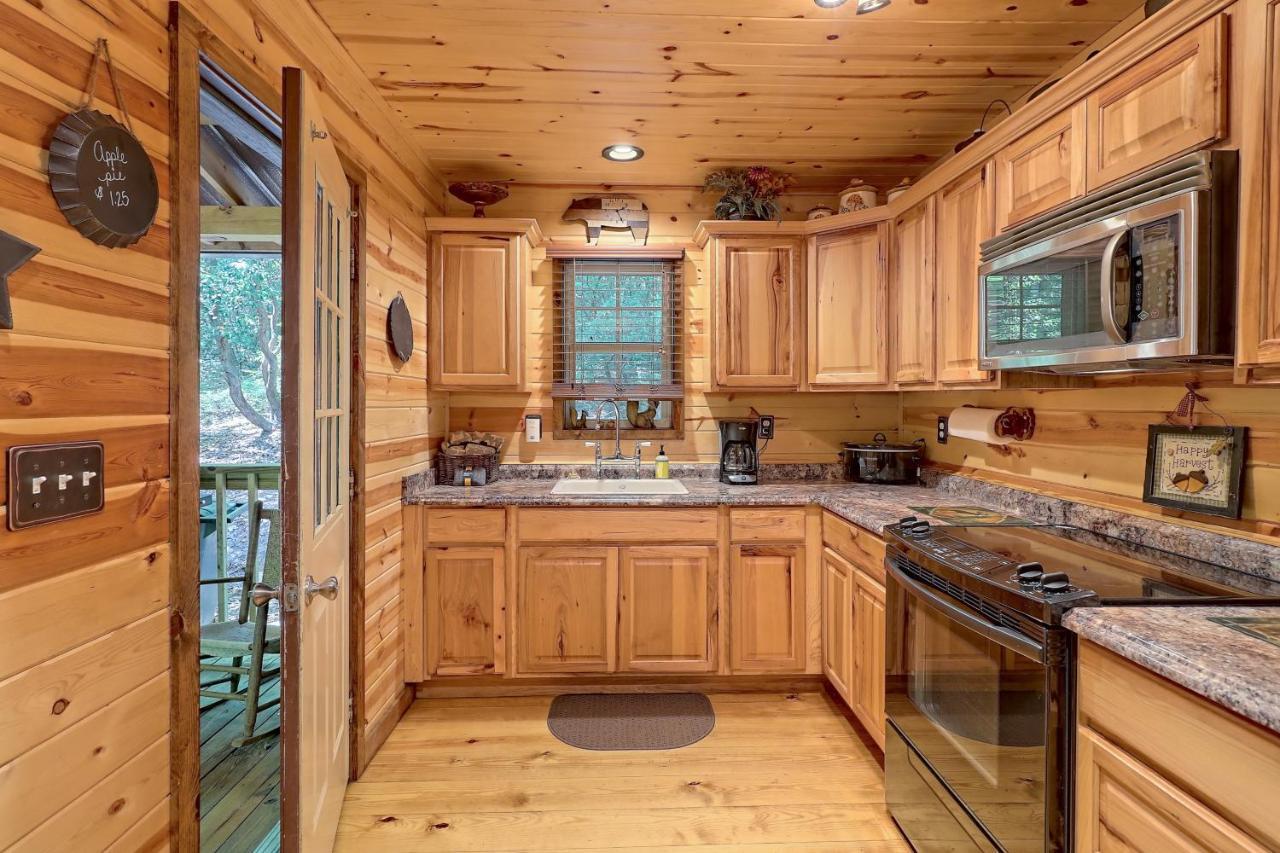 Cozy Bear Villa Sautee Nacoochee Exterior photo